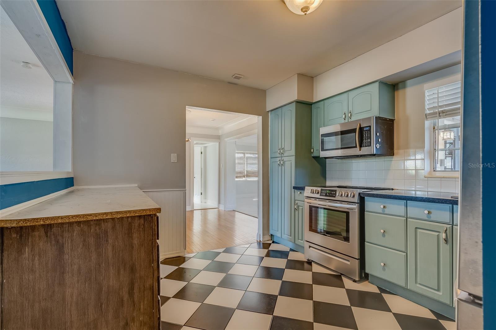 GARDEN MANOR SEC 2 - Residential