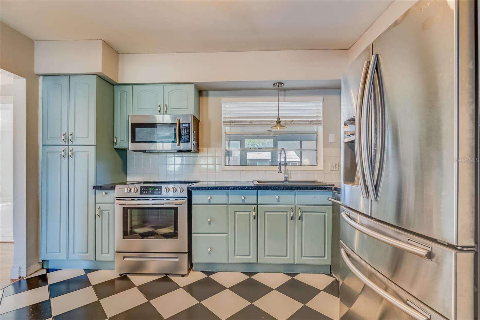 GARDEN MANOR SEC 2 - Residential