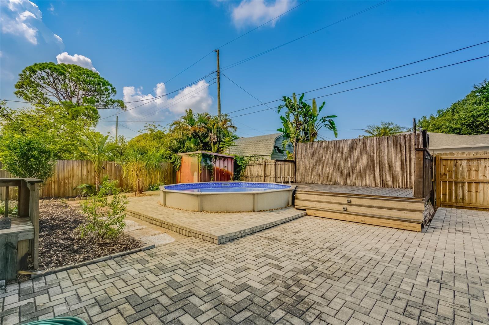 GARDEN MANOR SEC 2 - Residential