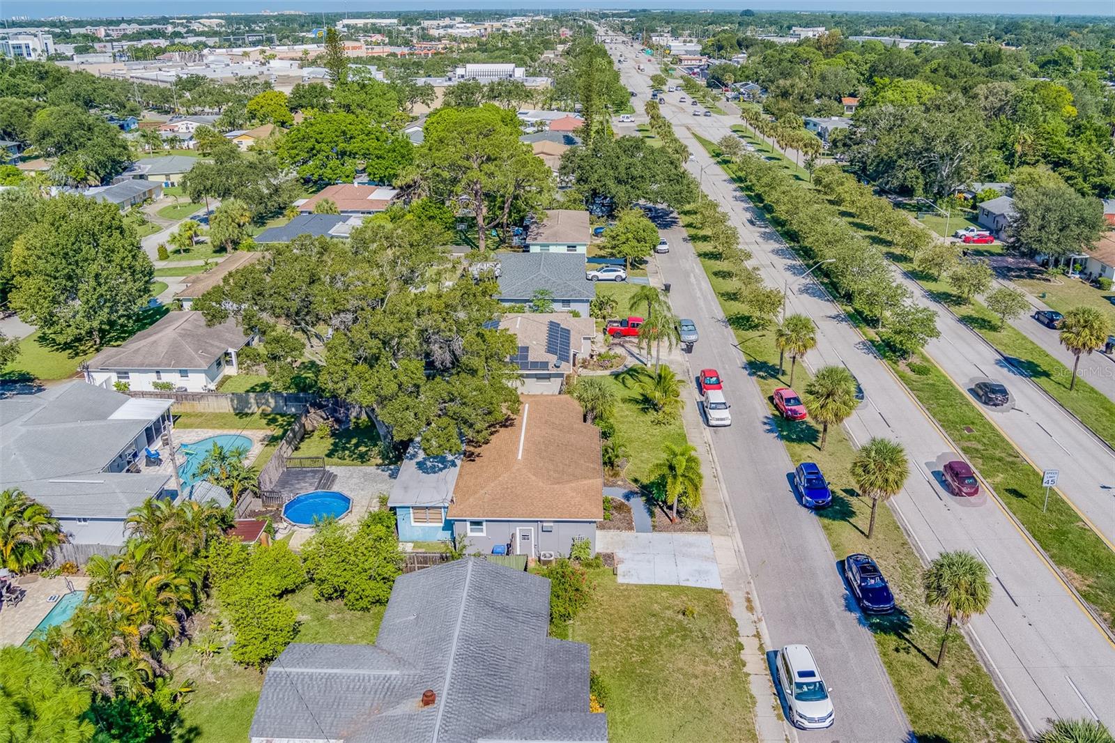 GARDEN MANOR SEC 2 - Residential