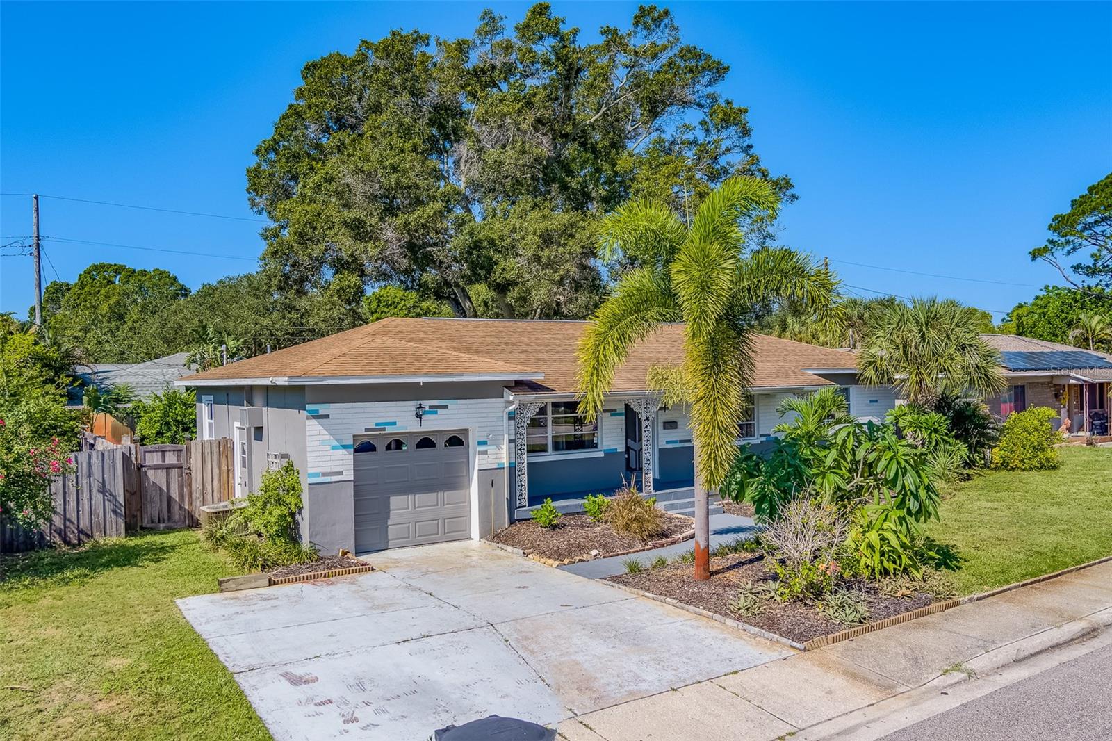 GARDEN MANOR SEC 2 - Residential