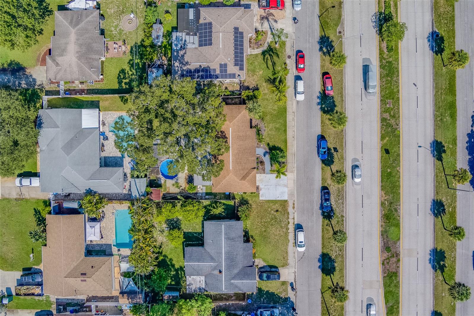 GARDEN MANOR SEC 2 - Residential