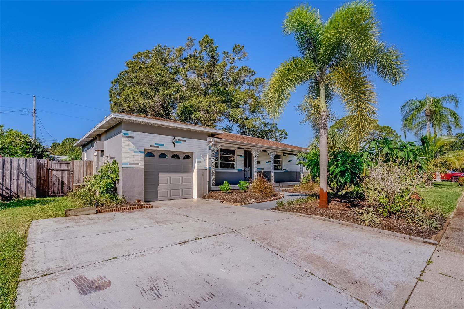 GARDEN MANOR SEC 2 - Residential