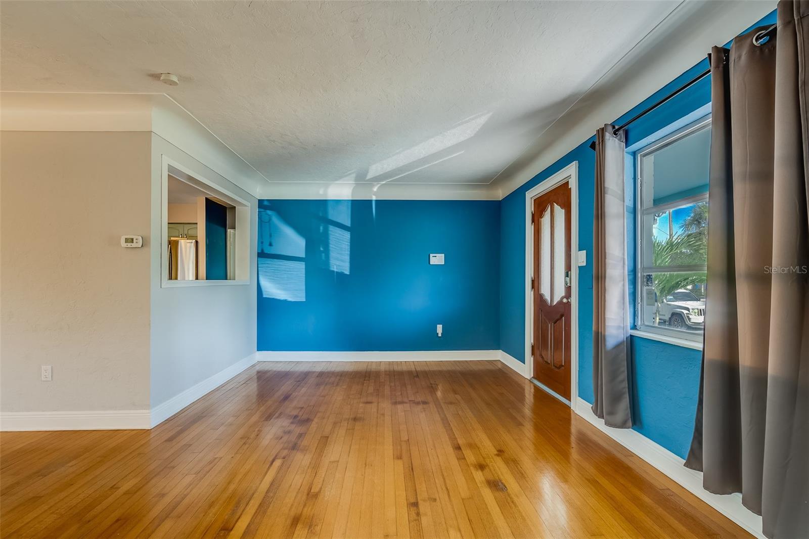 GARDEN MANOR SEC 2 - Residential