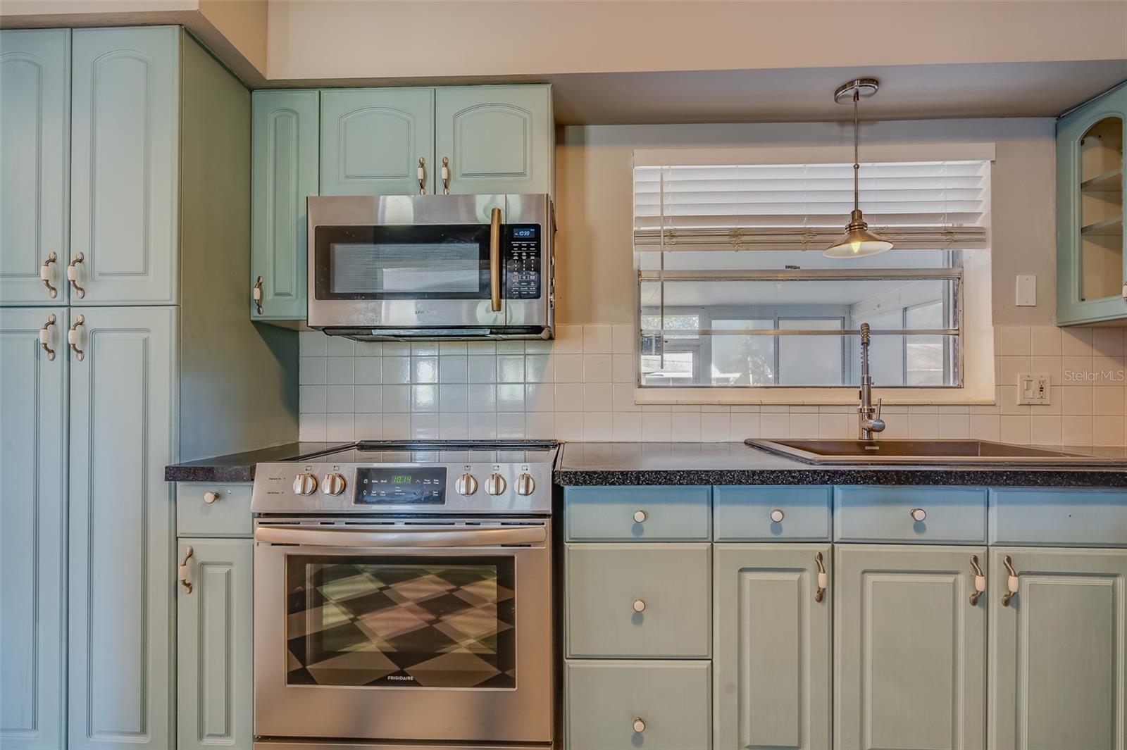 GARDEN MANOR SEC 2 - Residential