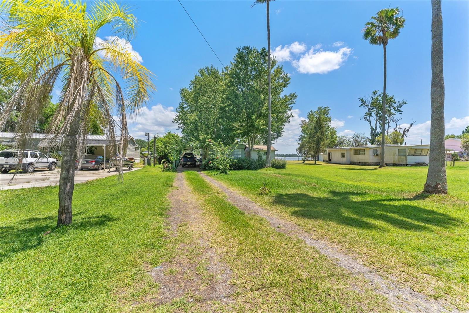 LAKE AGNES AREA (LKFR) (330051) - Residential