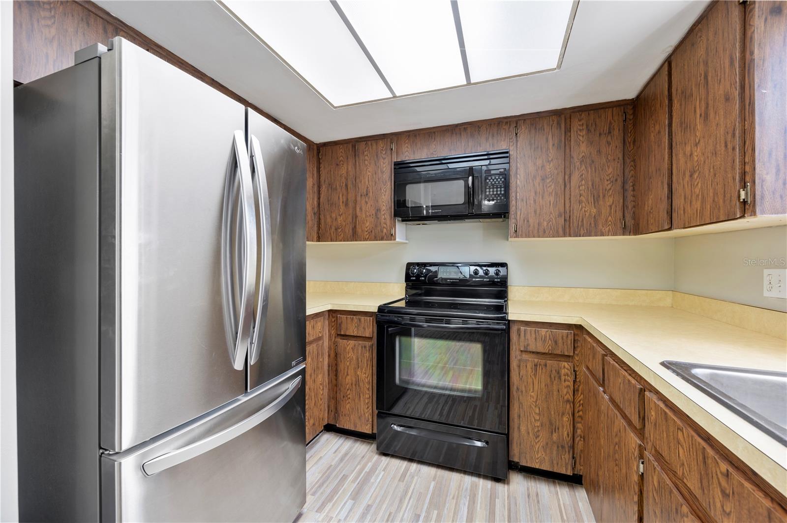 4006 CYPRESS LANE #4006 4006