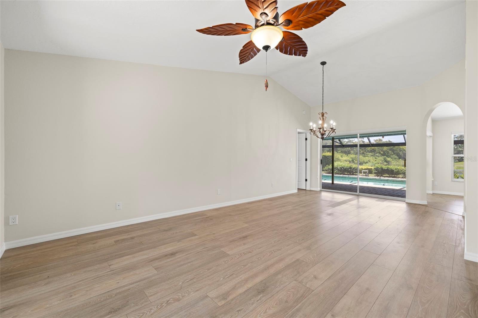 5106 WEDGE COURT E