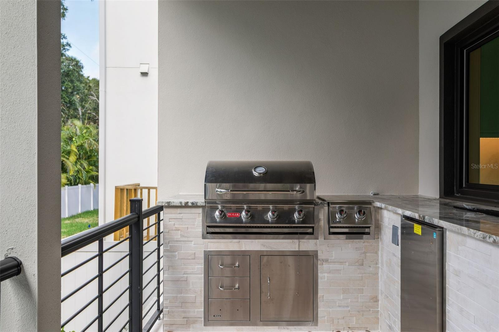 SUNSET PARK - Residential