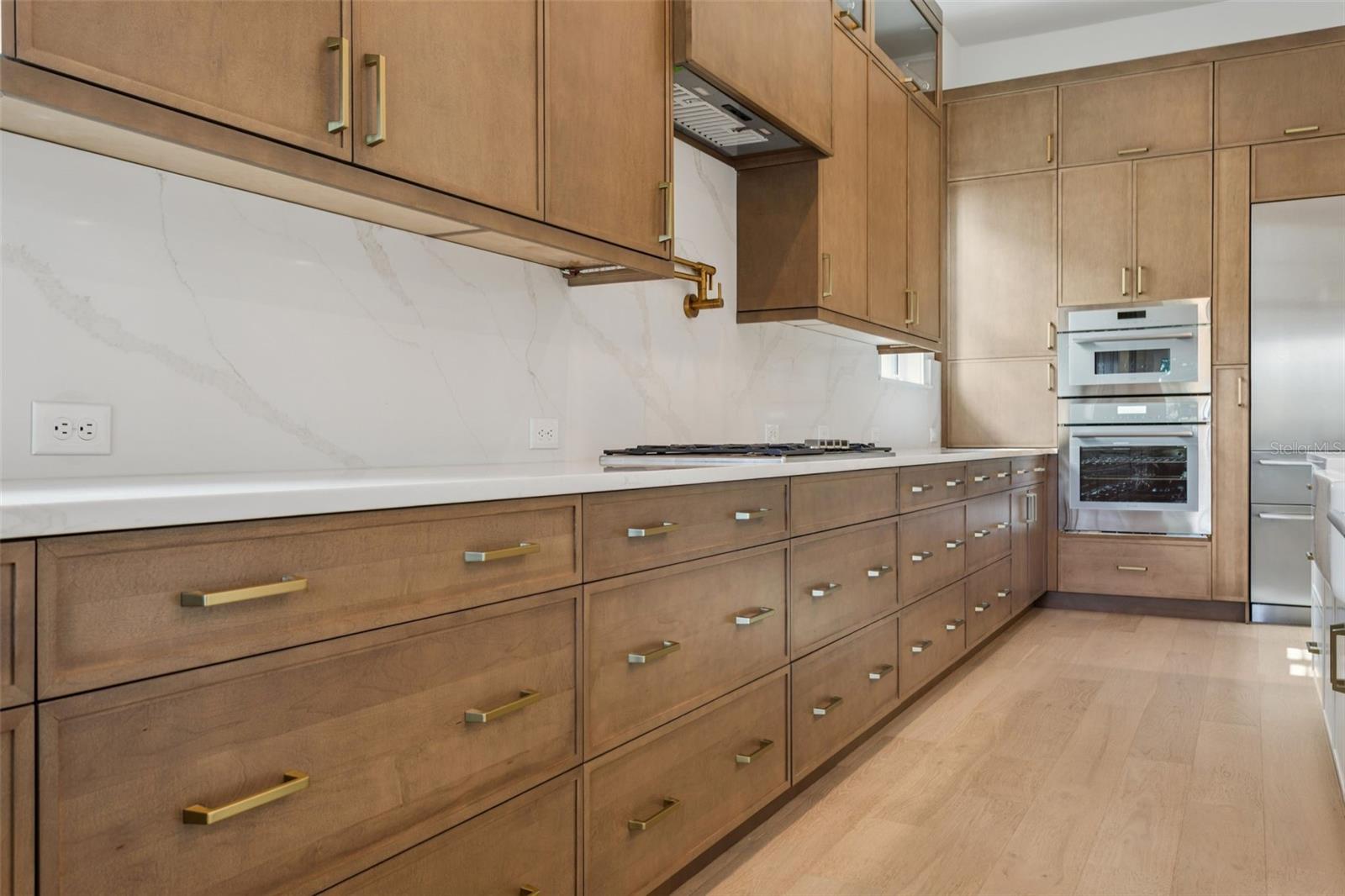 SUNSET PARK - Residential