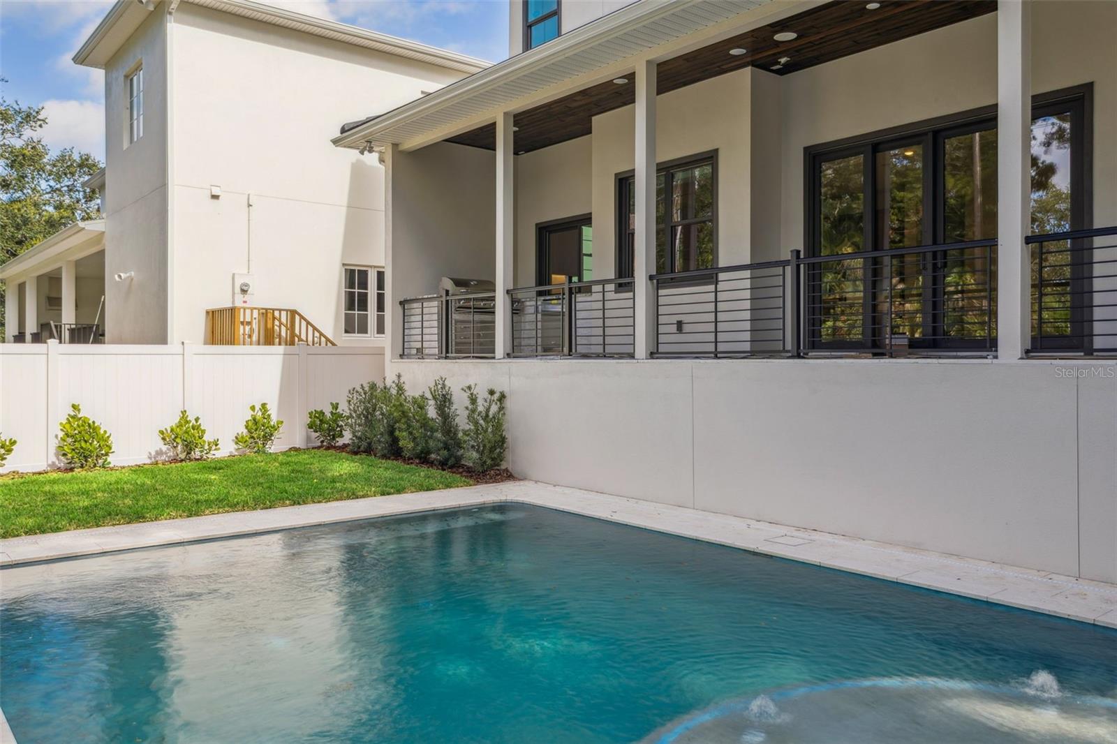 SUNSET PARK - Residential