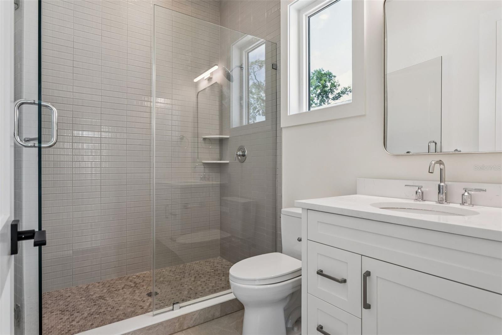 SUNSET PARK - Residential