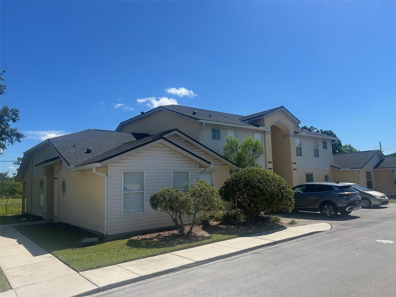 Ground floor 2 bedroom and two bath condo in the Lee Vista area. Small condo complex with very little traffic. Cover patio, tile floors, in unit washer and dryer. Freshly painted. Close proximity to the Orlando airport, downtown Lake Nona, grocery stores, businesses and restaurants. Easy highway access to the theme parks and the central Florida beaches.