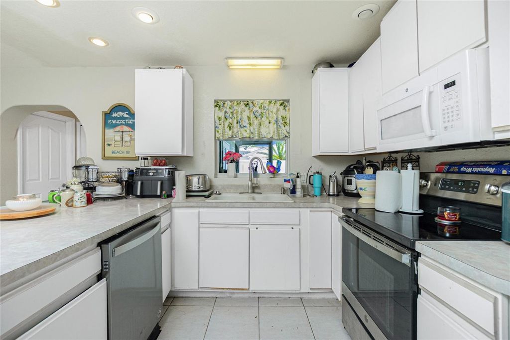 Photo of 6103 Fabian Road, North Port, FL 34287 (MLS # C7510551)