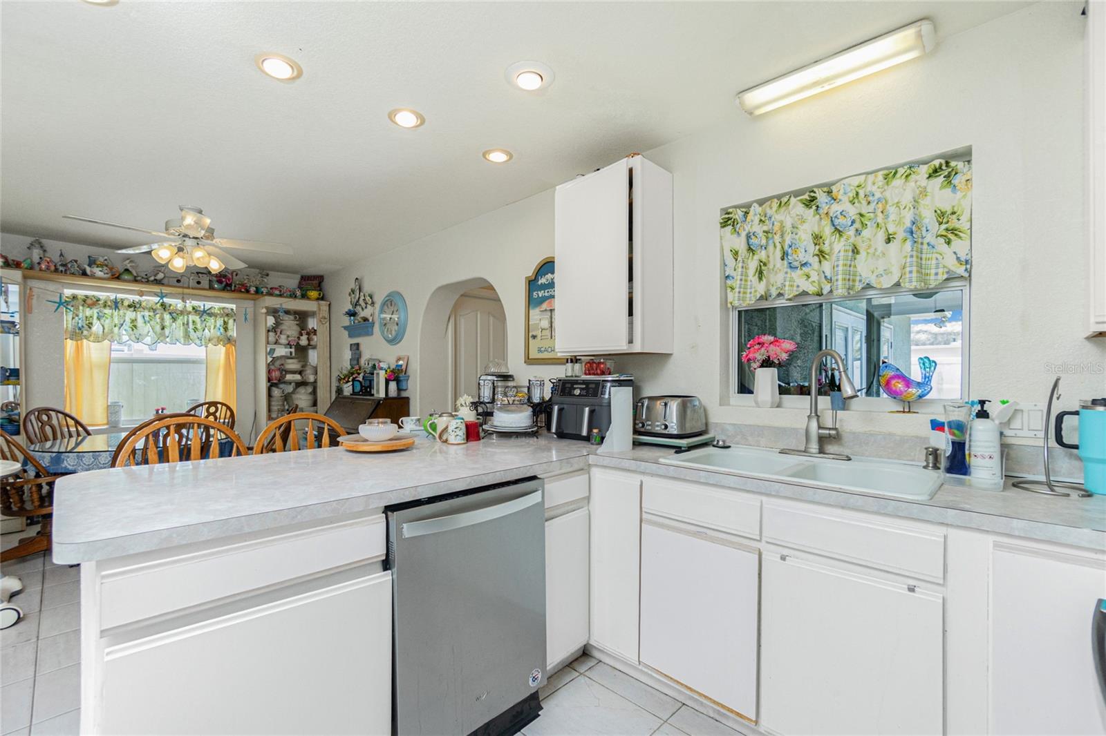6103 FABIAN ROAD