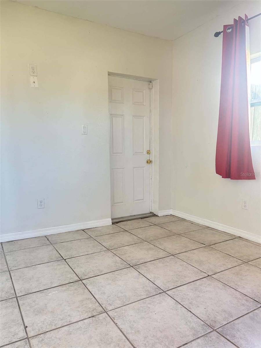 815 JUNIPER LANE