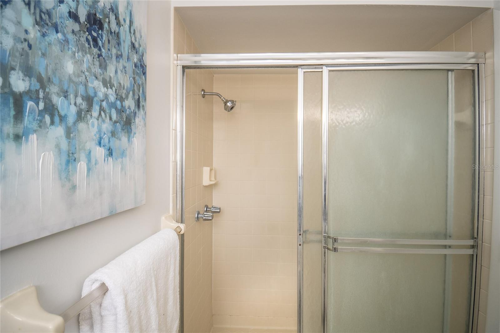 VILLASTHE 02 - Residential