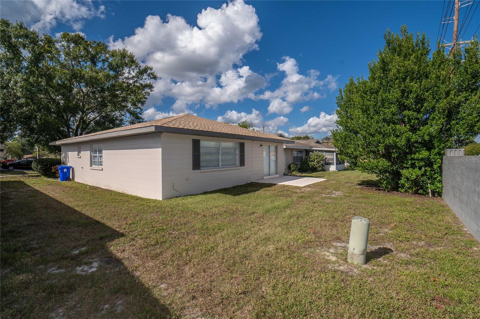 VILLASTHE 02 - Residential