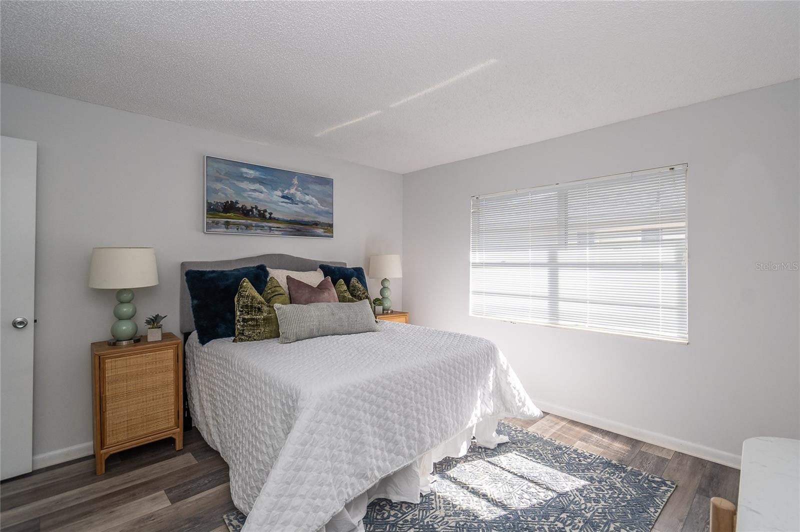 VILLASTHE 02 - Residential