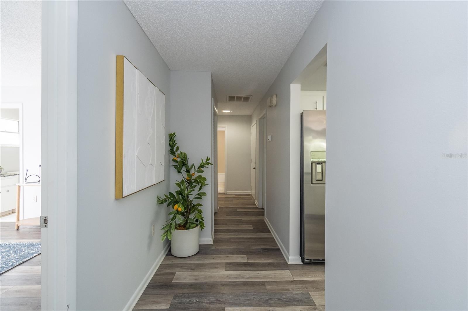 VILLASTHE 02 - Residential