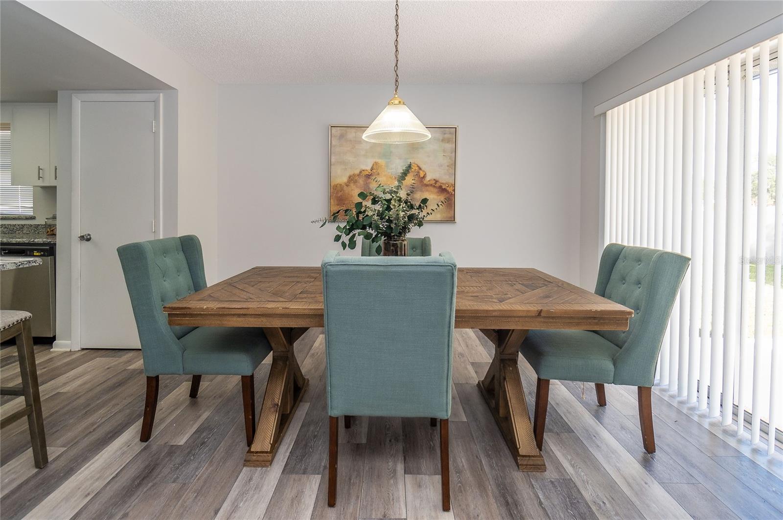 VILLASTHE 02 - Residential