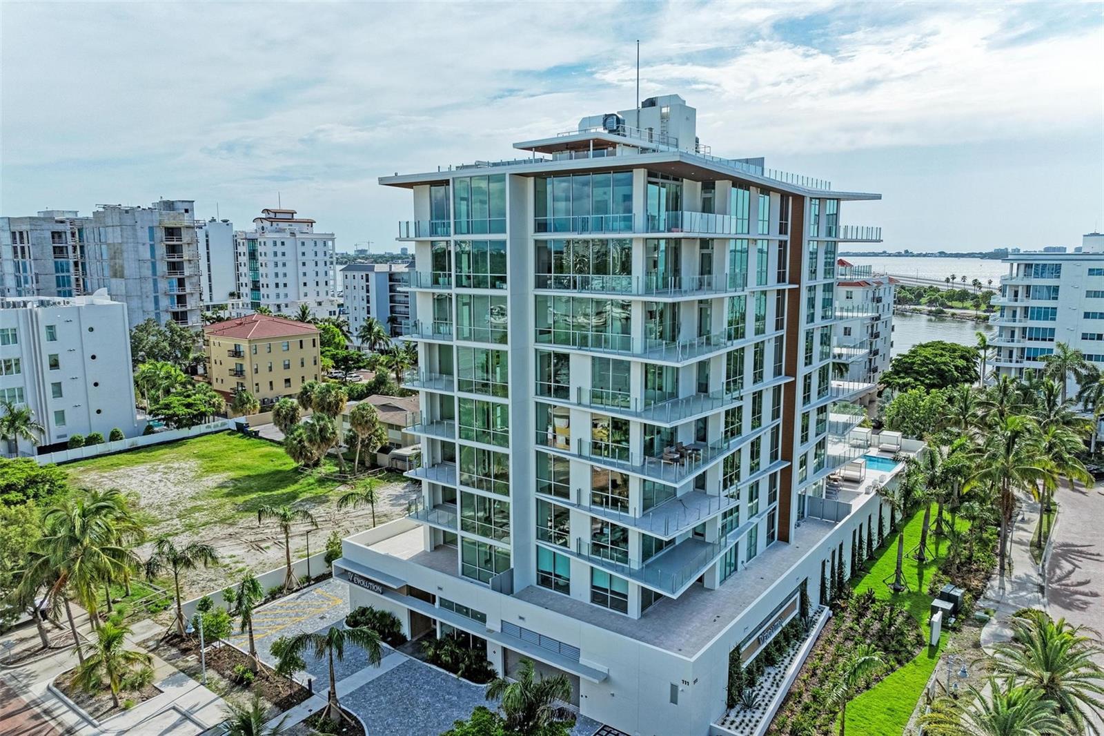 EVOLUTION - Residential Lease