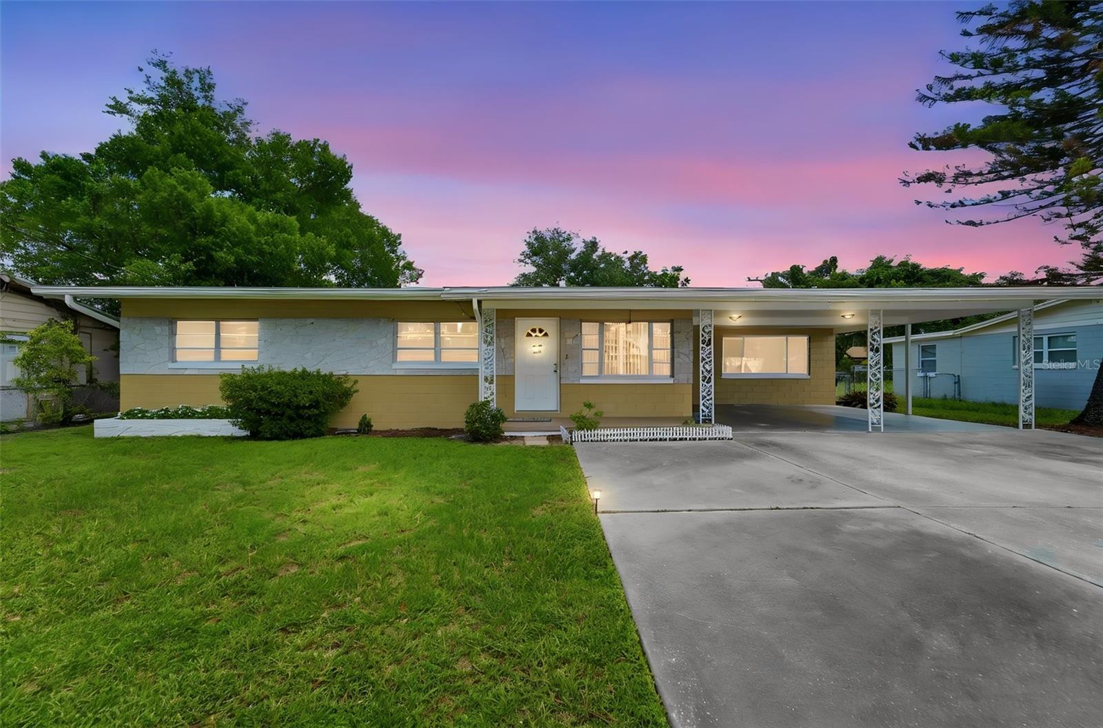 123 E LAKE MARY DRIVE