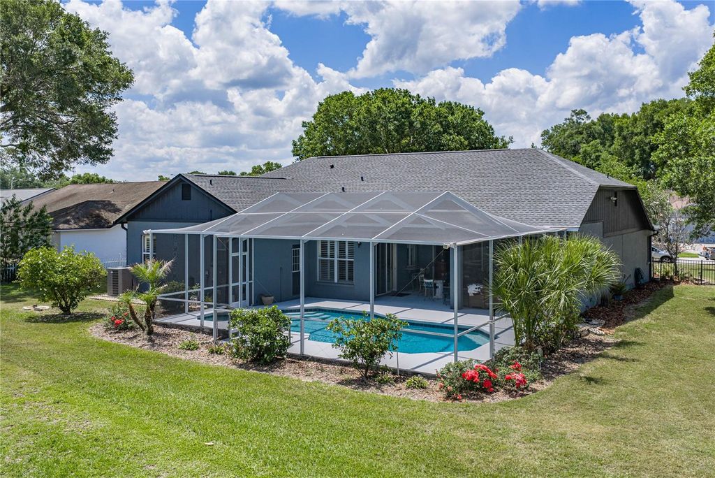 Photo of 2624 Crestfield Drive, Valrico, FL 33596 (MLS # TB8504323)