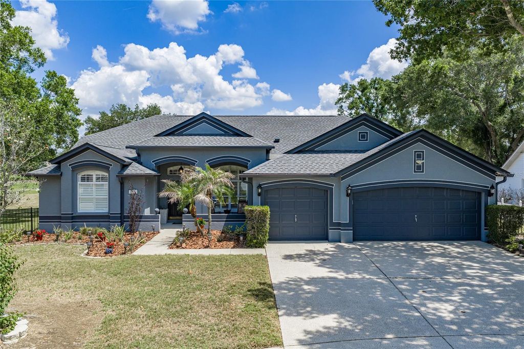 Photo of 2624 Crestfield Drive, Valrico, FL 33596 (MLS # TB8504323)