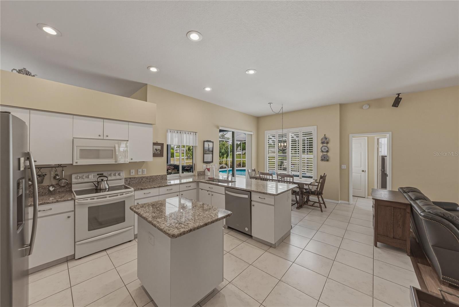 BUCKHORN SECOND ADD UNIT - Residential