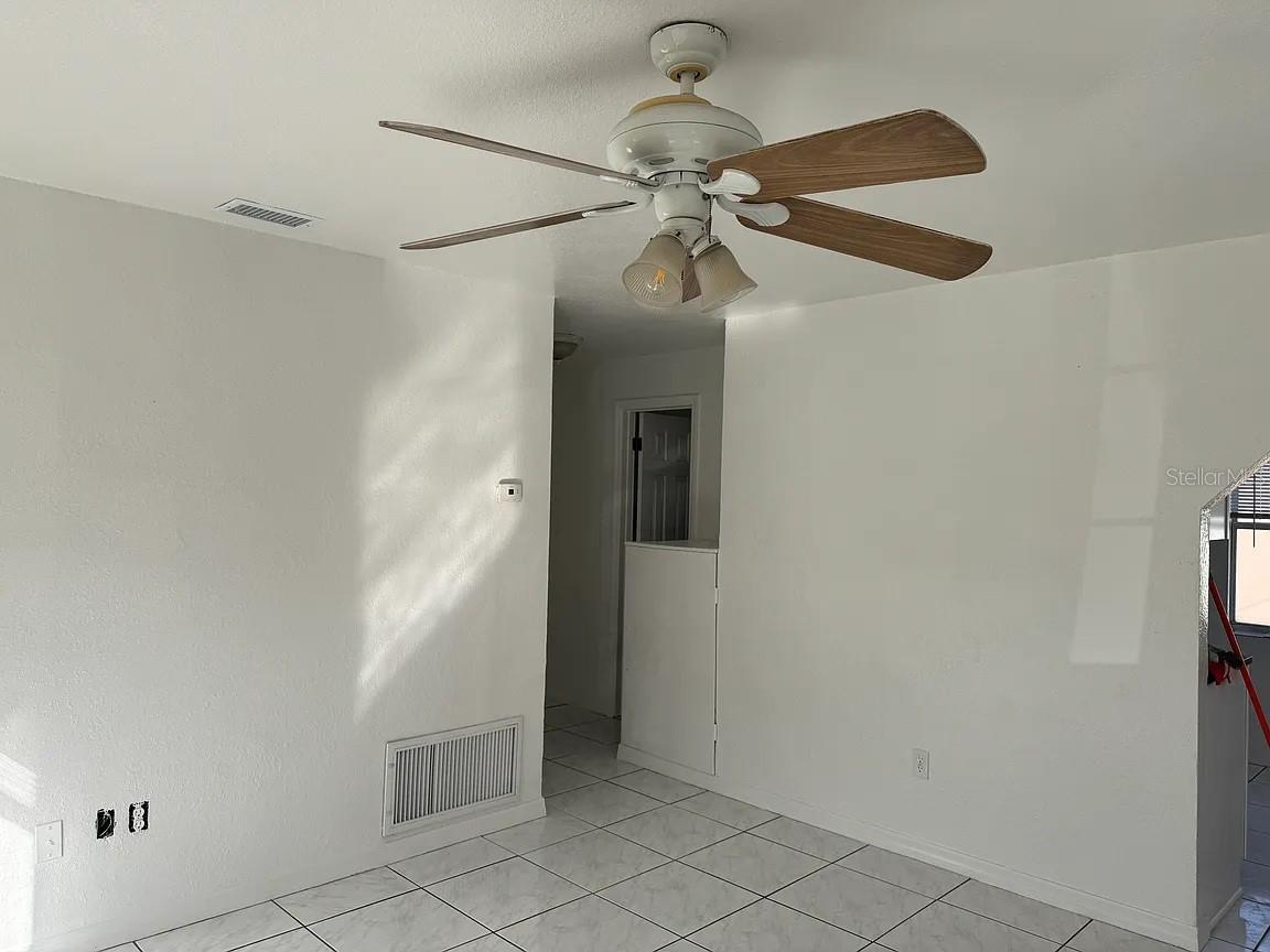 MEADOW LAWN 2ND ADD - Residential