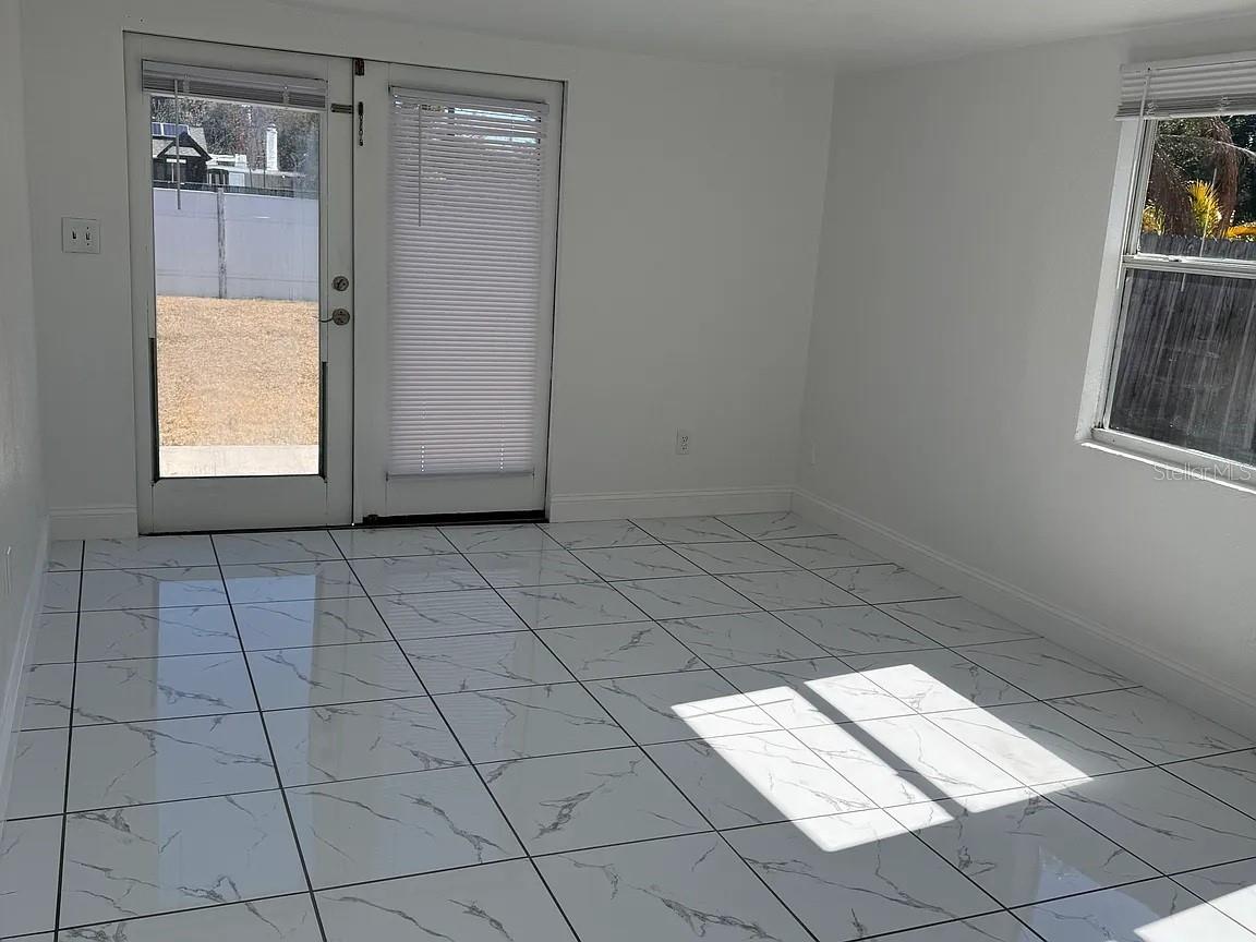 MEADOW LAWN 2ND ADD - Residential