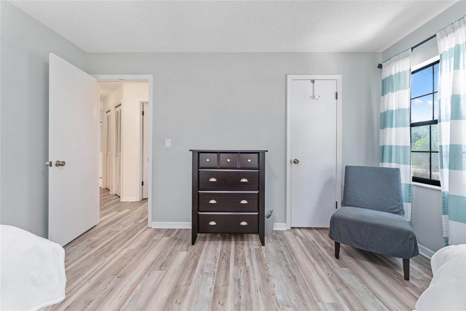 FRST VILLAS 02 - Residential Lease