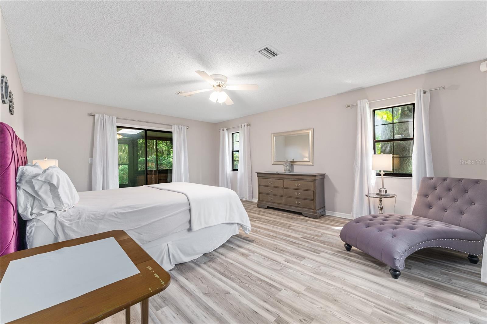 FRST VILLAS 02 - Residential Lease