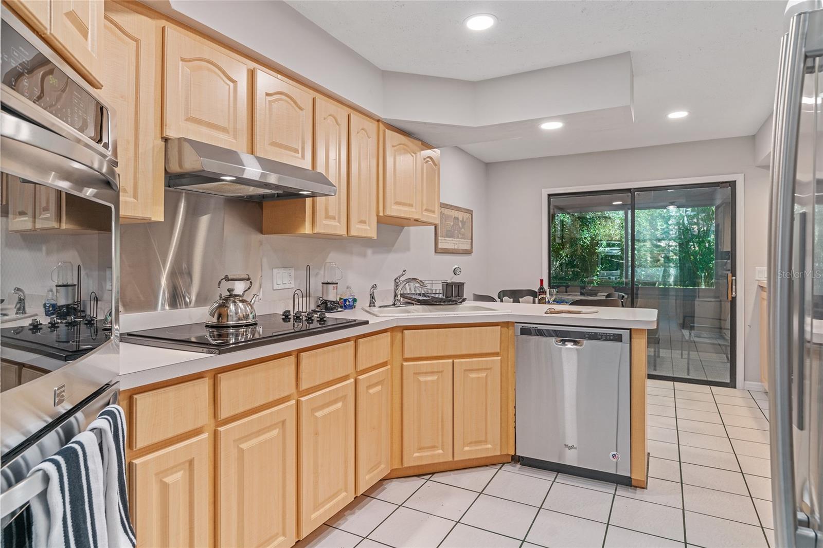 FRST VILLAS 02 - Residential Lease