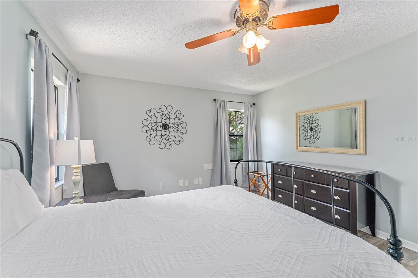 FRST VILLAS 02 - Residential Lease