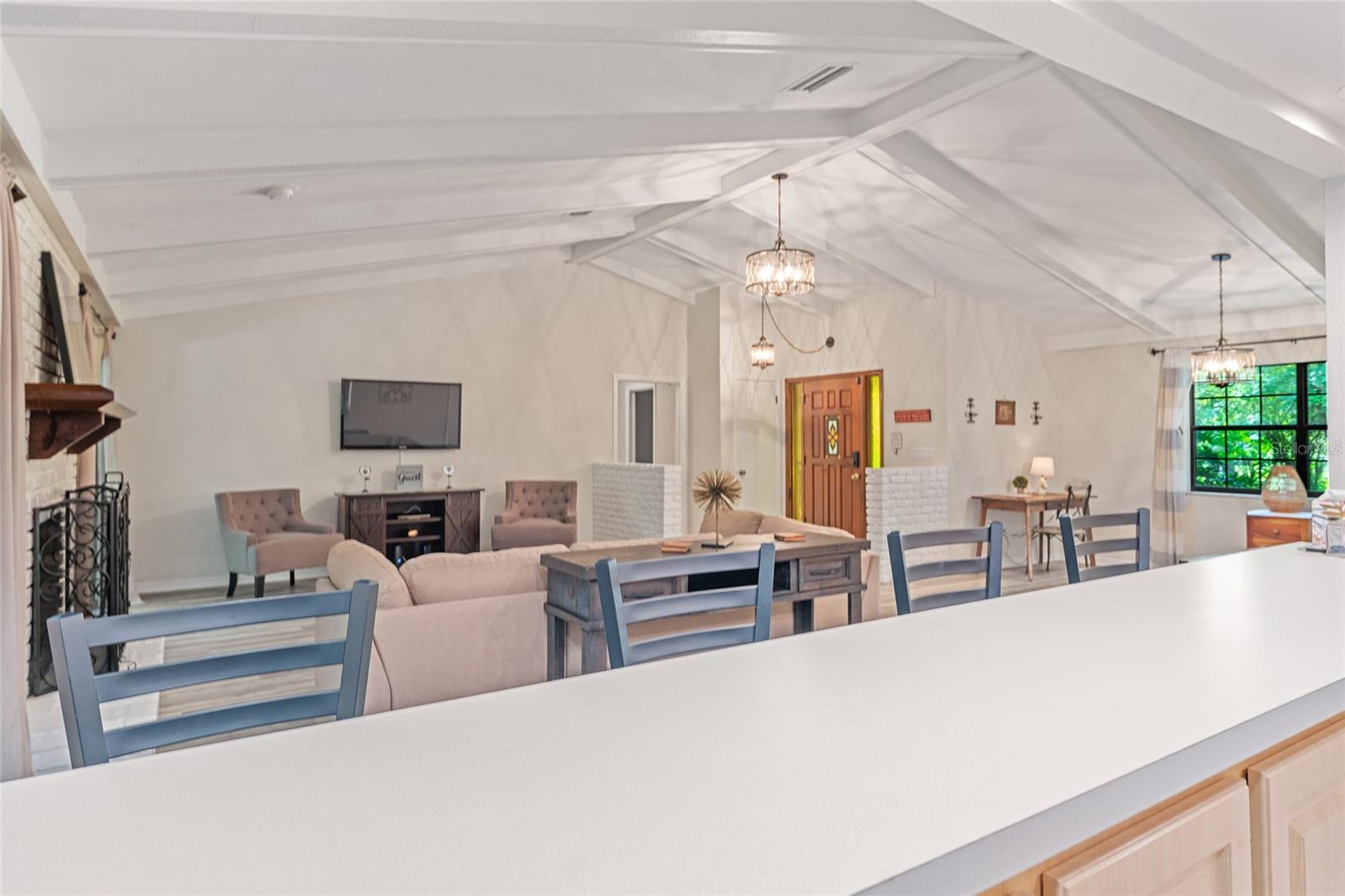 FRST VILLAS 02 - Residential Lease