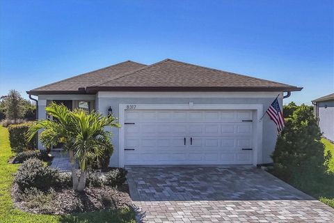 Photo of 8317 Ocean Tides Cv Way, Parrish, FL 34219 (MLS # A4680316)