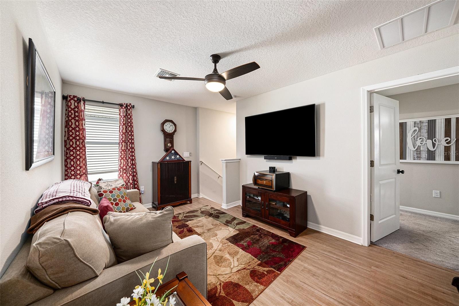 SUNSHINE VILLAGE PH 3A & 4 - Residential