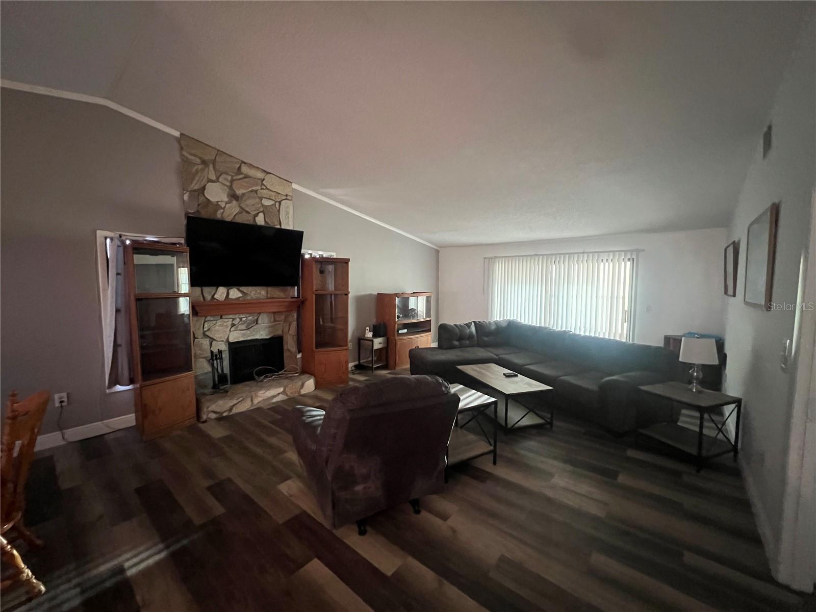 EAGLES POINT CONDO - Residential Lease