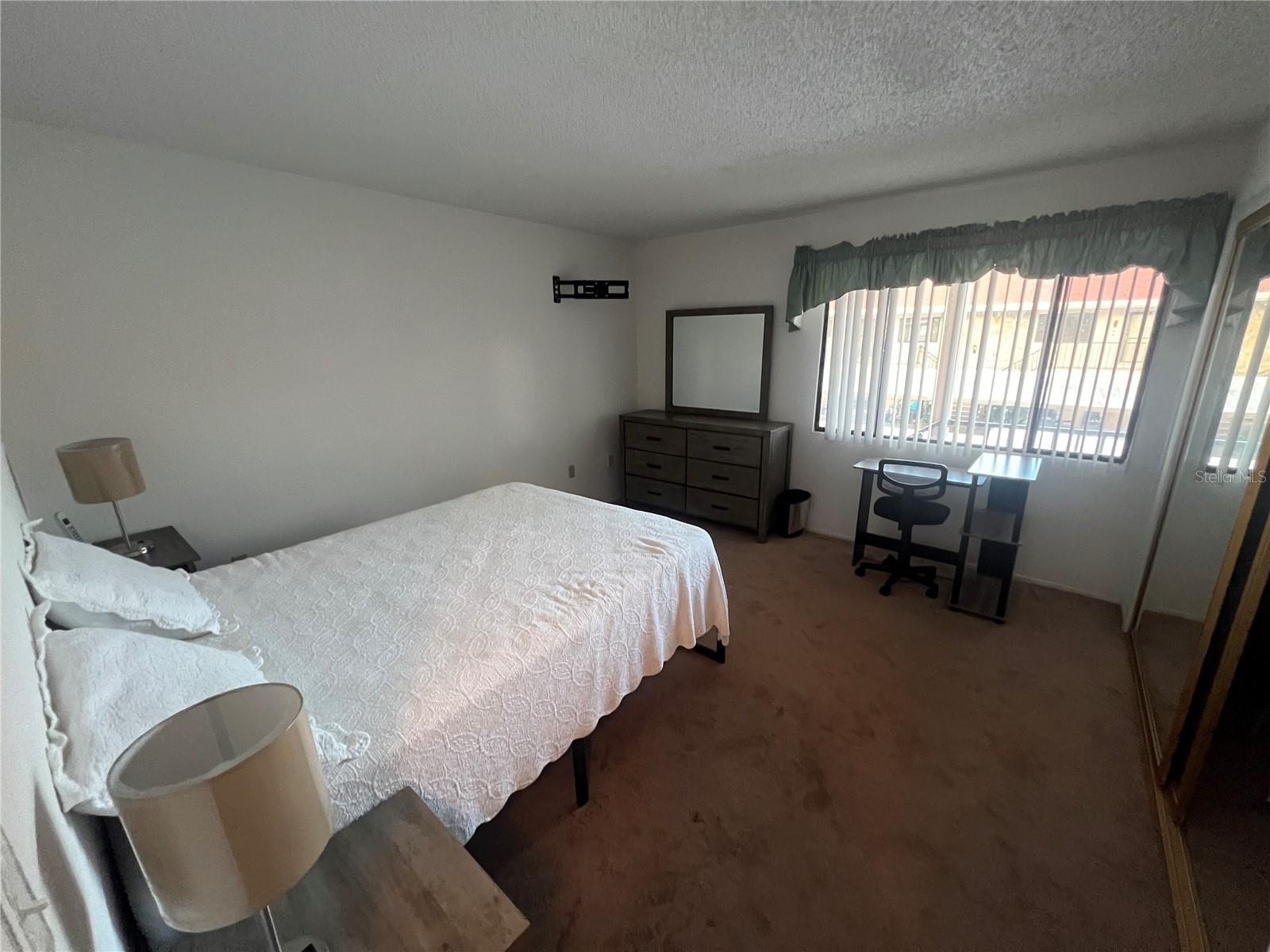 EAGLES POINT CONDO - Residential Lease