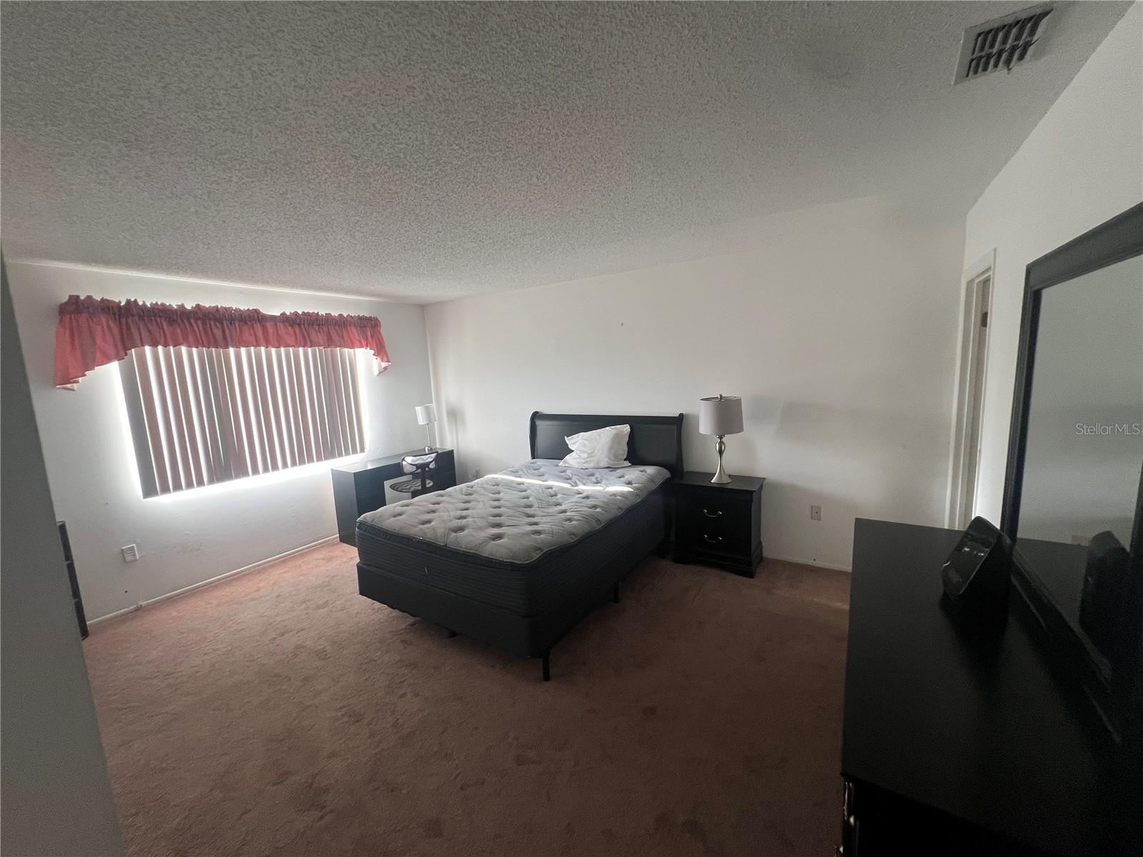 EAGLES POINT CONDO - Residential Lease