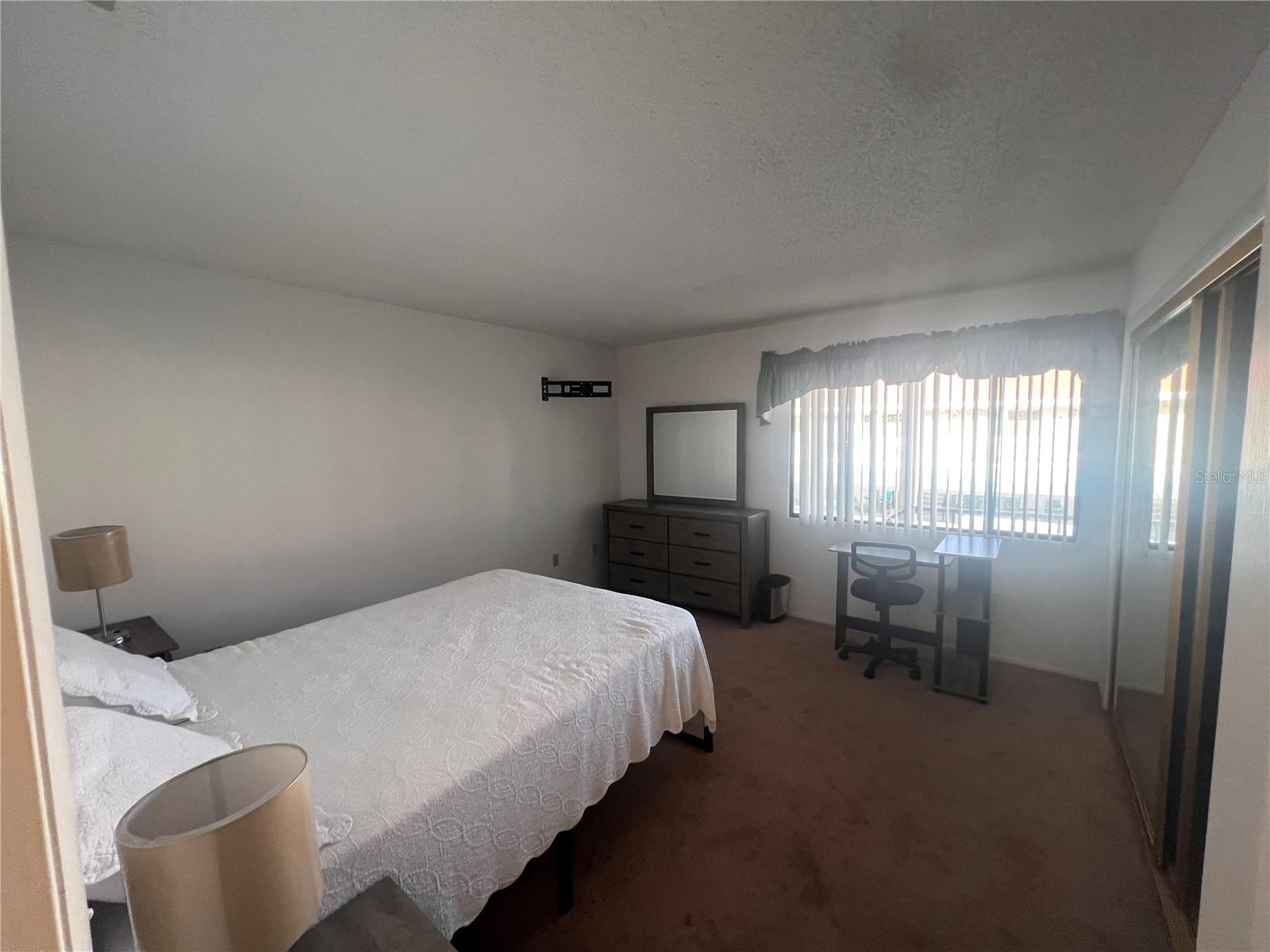 EAGLES POINT CONDO - Residential Lease