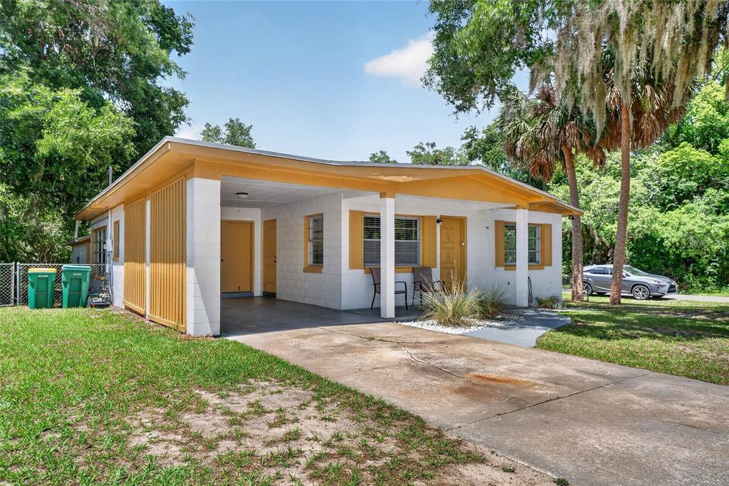 Photo of 529 E Gottsche Avenue, Eustis, FL 32726 (MLS # O6410377)