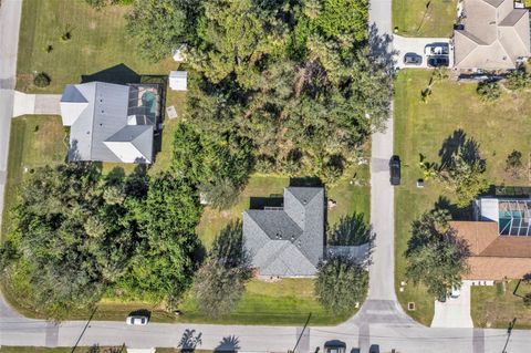 A home in PORT CHARLOTTE