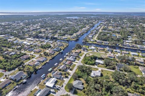 A home in PORT CHARLOTTE