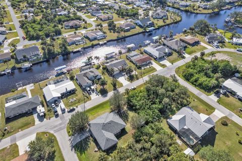 A home in PORT CHARLOTTE