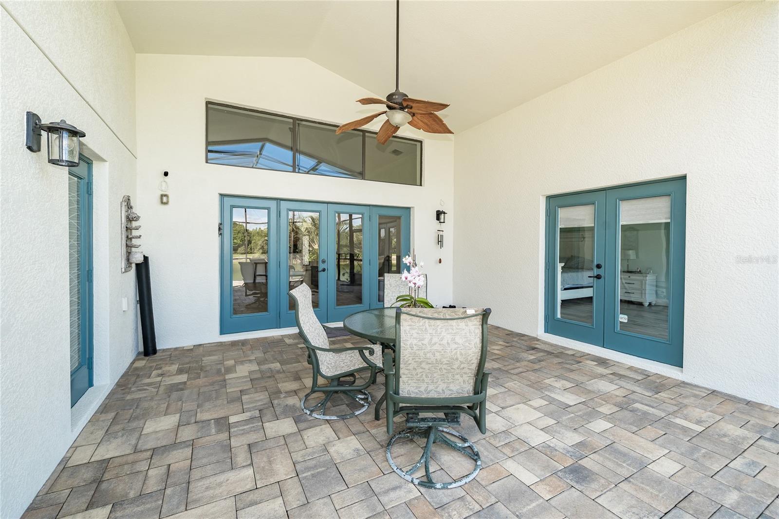 4907 POINTE O WOODS DRIVE