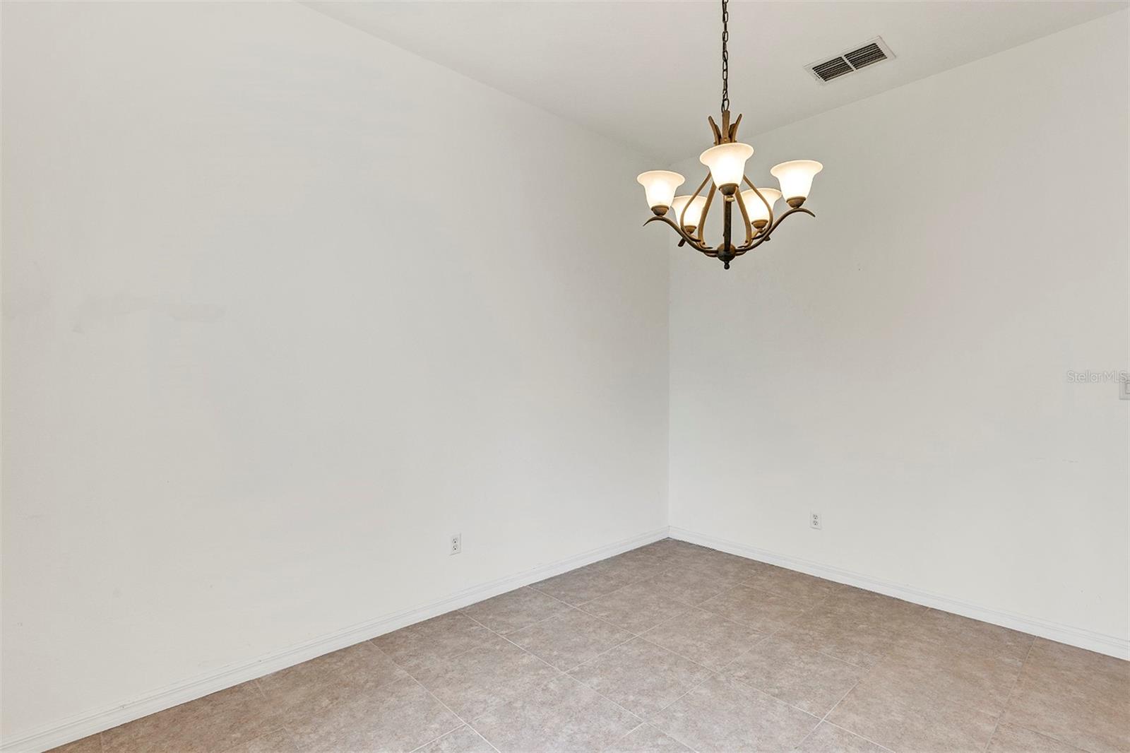 PLANTATION AT LEESBURG - Residential