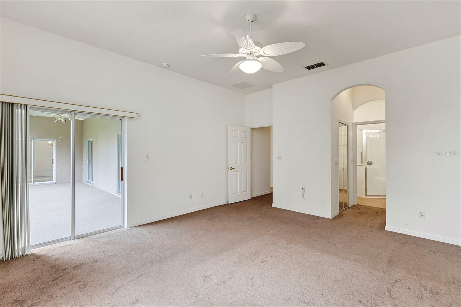 PLANTATION AT LEESBURG - Residential